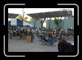 HWF101_crowd